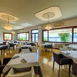 Paradiso Hotel 4*