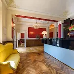 Paradiso 4*