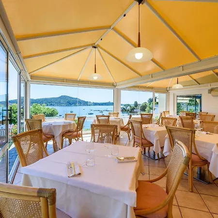 Paradiso Hotel