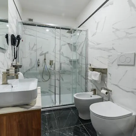 Paradiso Szálloda 4*