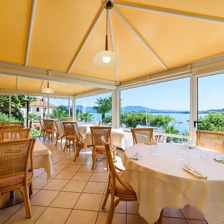 Paradiso 4*