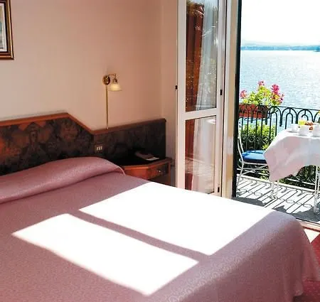 Paradiso Hotel 4*