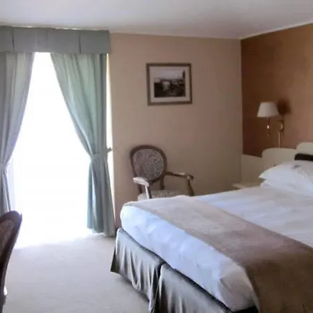 Paradiso Hotel
