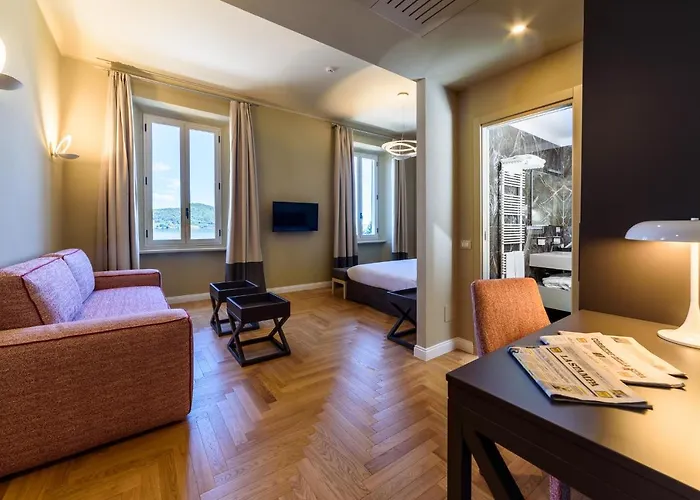 Paradiso 4*