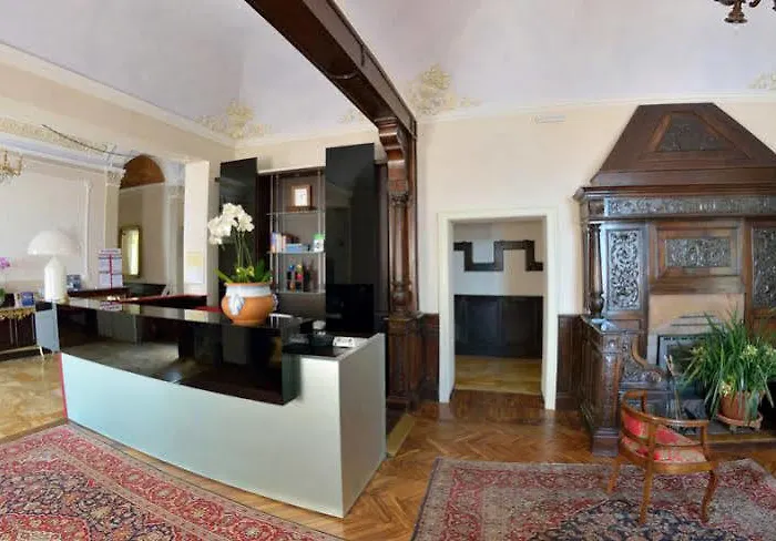 Paradiso 4*